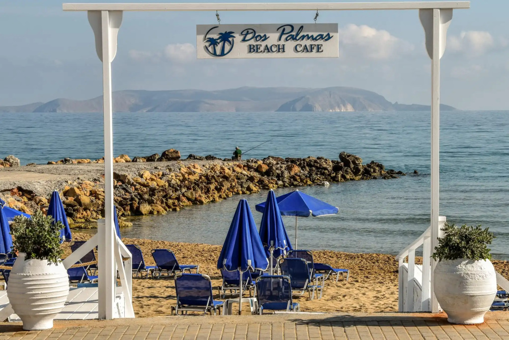 Yria Beach Hotel