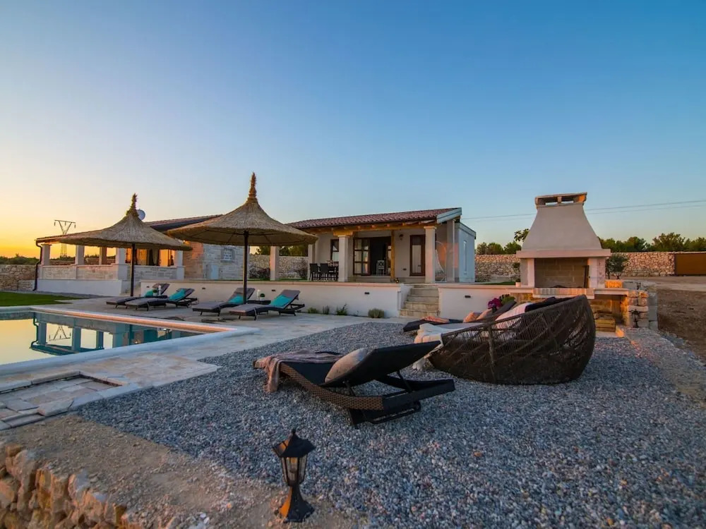 Spacious Villa in Biograd na Moru With Pool