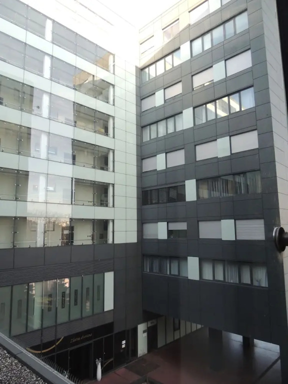 King & Queen Apartments