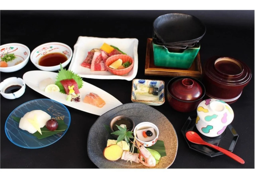 Nishiwaki Royal Hotel