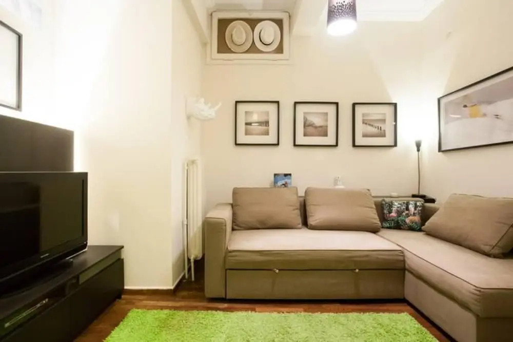 Traveler's Dream in Historic Acropolis Downtown
