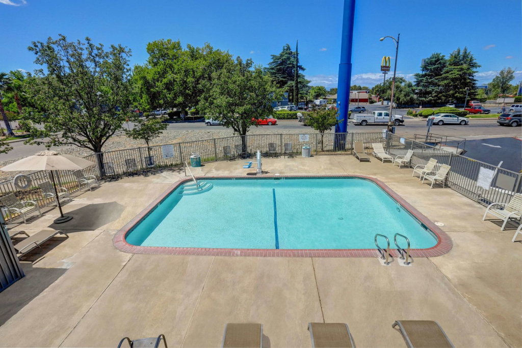 Motel 6-Red Bluff, CA