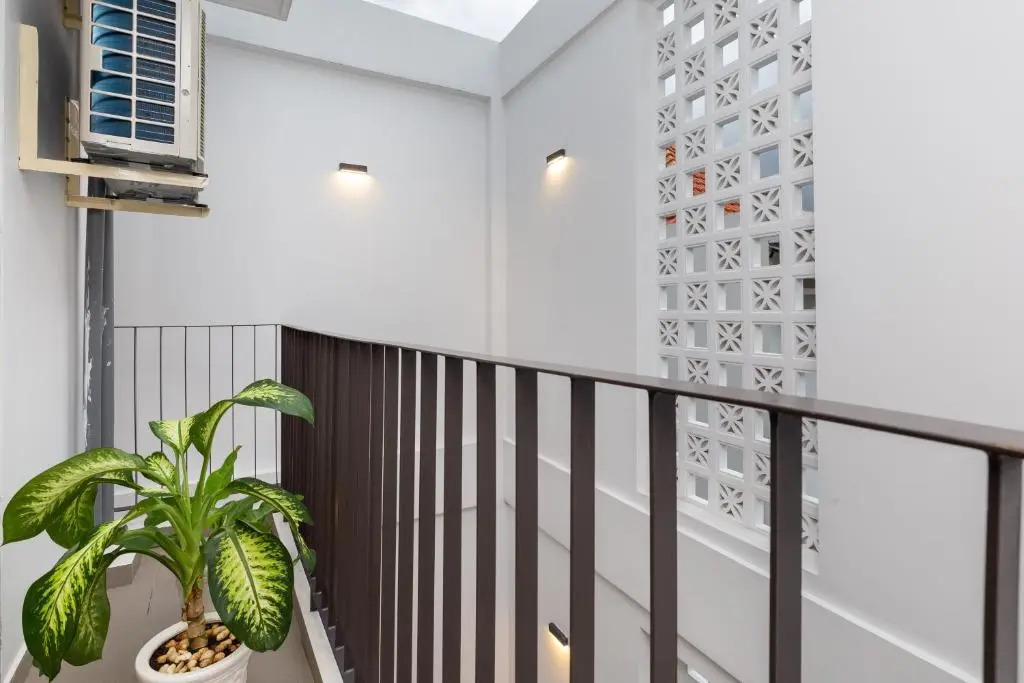 Cozrum Homes - Premier Residence