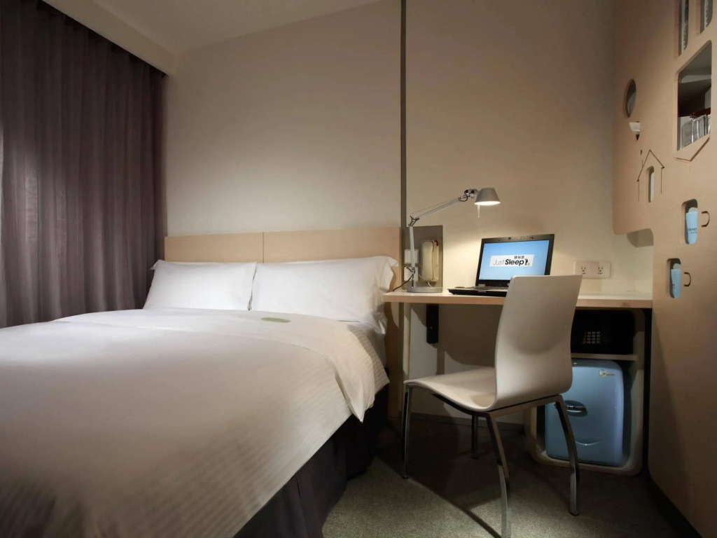 Just Sleep Hotel Linsen (Quarantine Hotel)