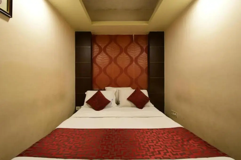 Hotel Shastri Paradise