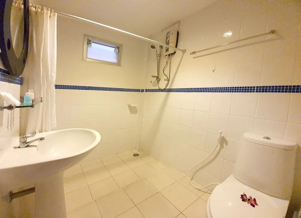 Phuket Lilla House