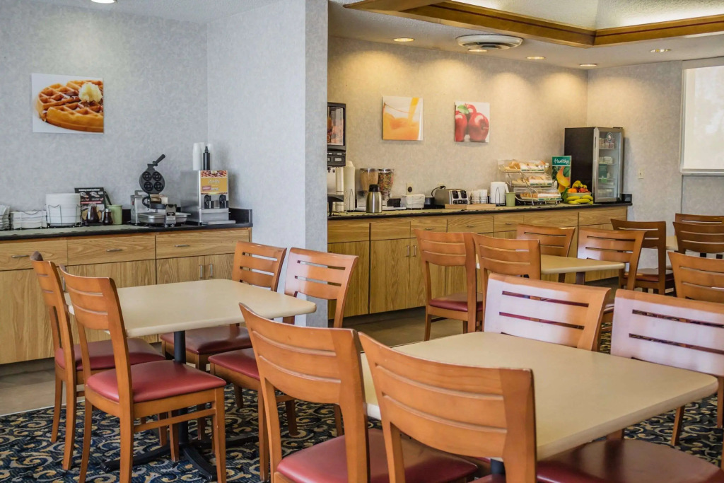 Quality Inn Port Clinton Waterfront