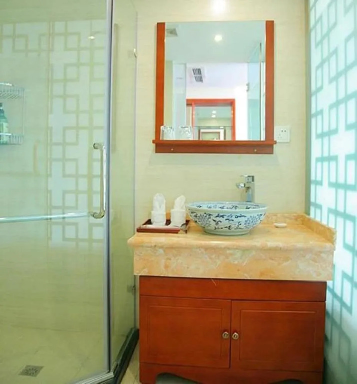 Starway Hotel