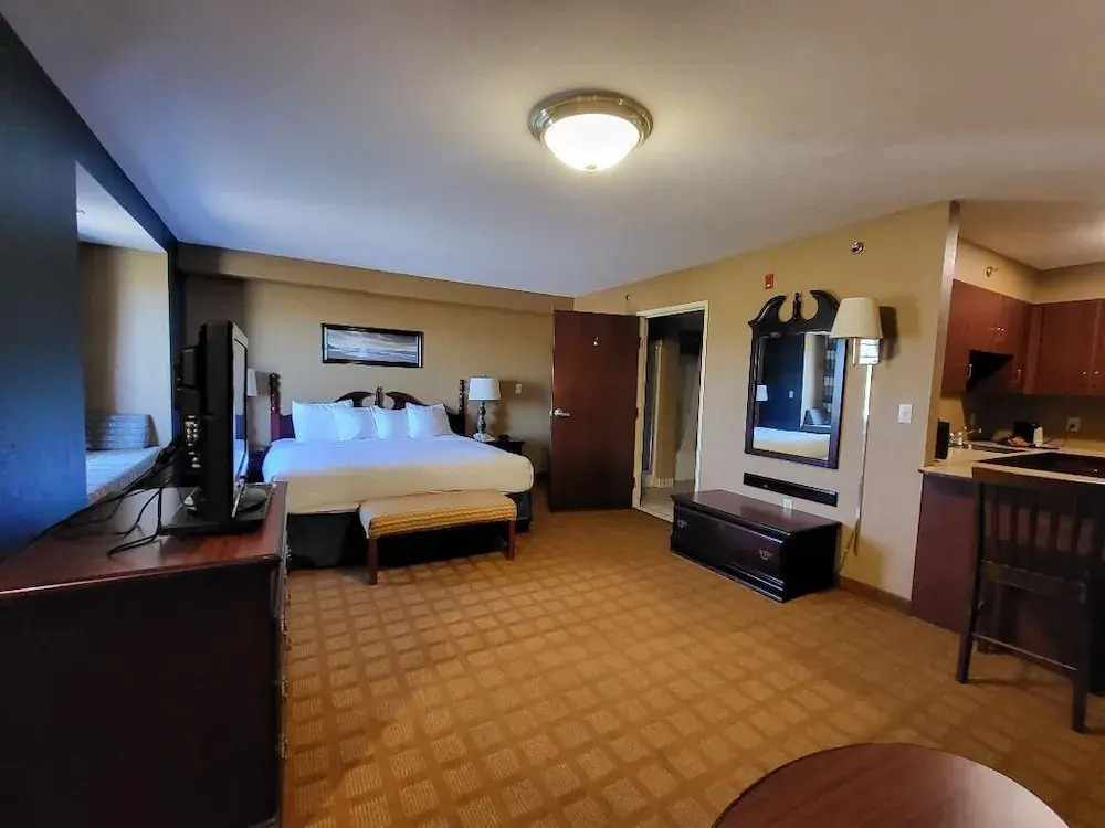 Microtel Inn & Suites by Wyndham Starkville