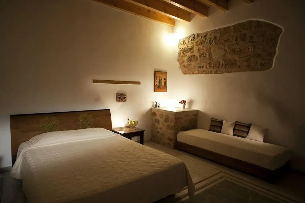 Theophano Art Hotel