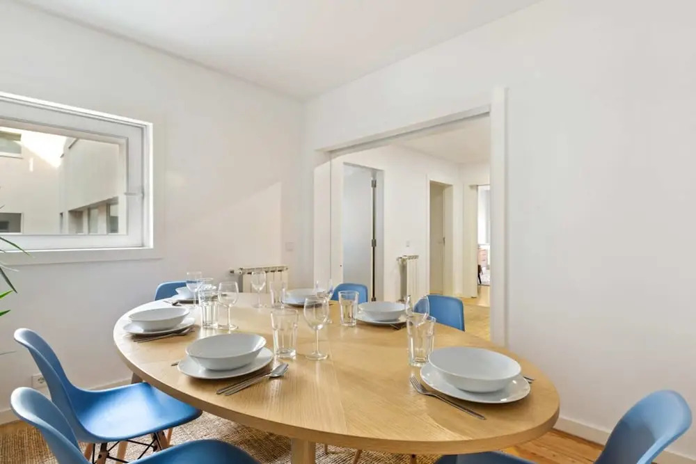 Beautiful 2 Bedroom Apartment in Bairro Alto