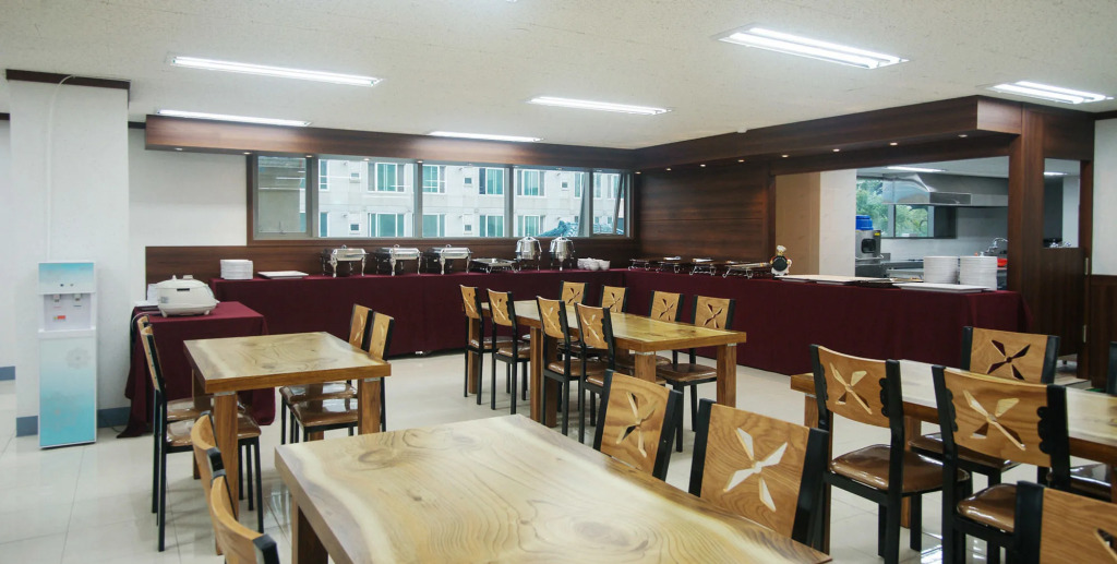 Joy Hotel