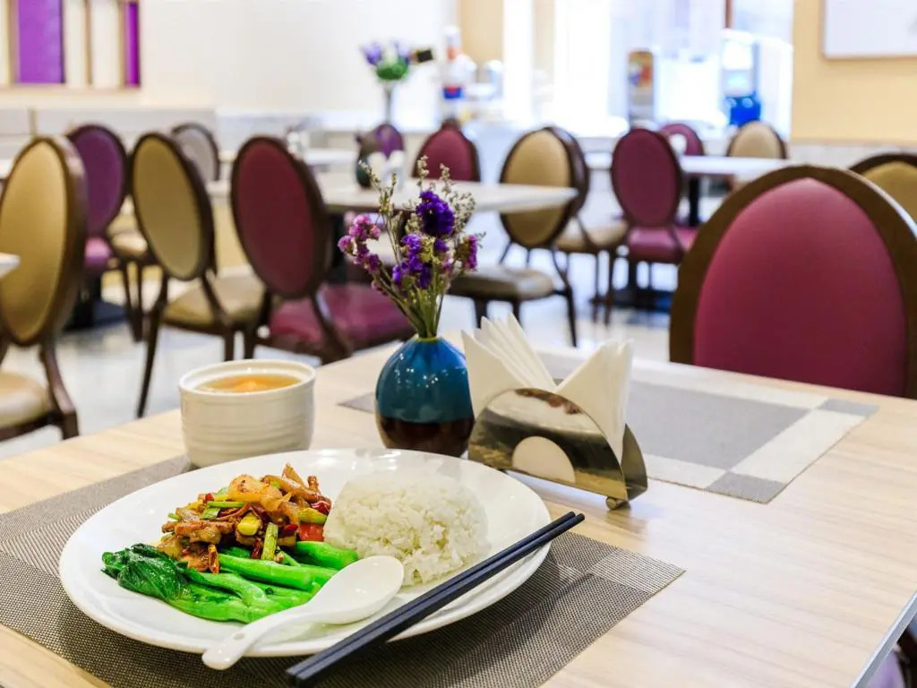 Lavande Hotel·Yun County Youzhou Avenue Yunsheng Shanzhuang