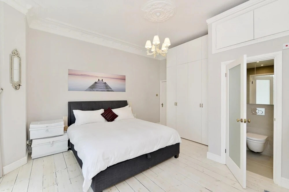 The Brent Studio - Charming 2bdr Flat With Parking and Garden