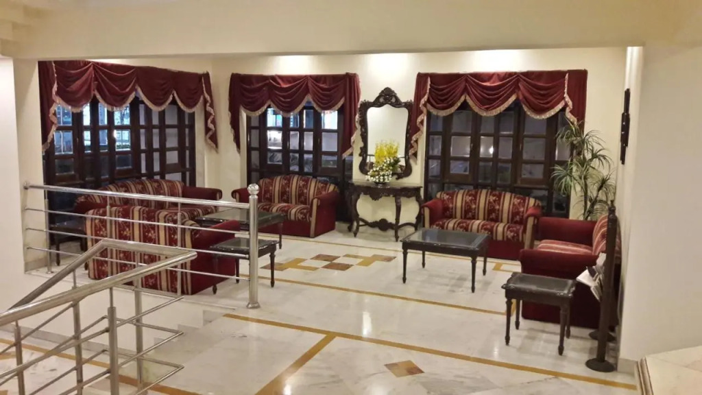 Hotel Shiva Residency