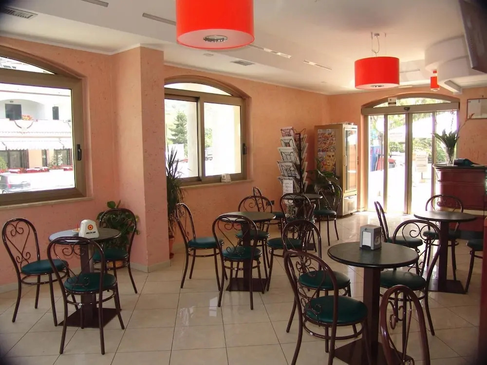 Hotel Mistef