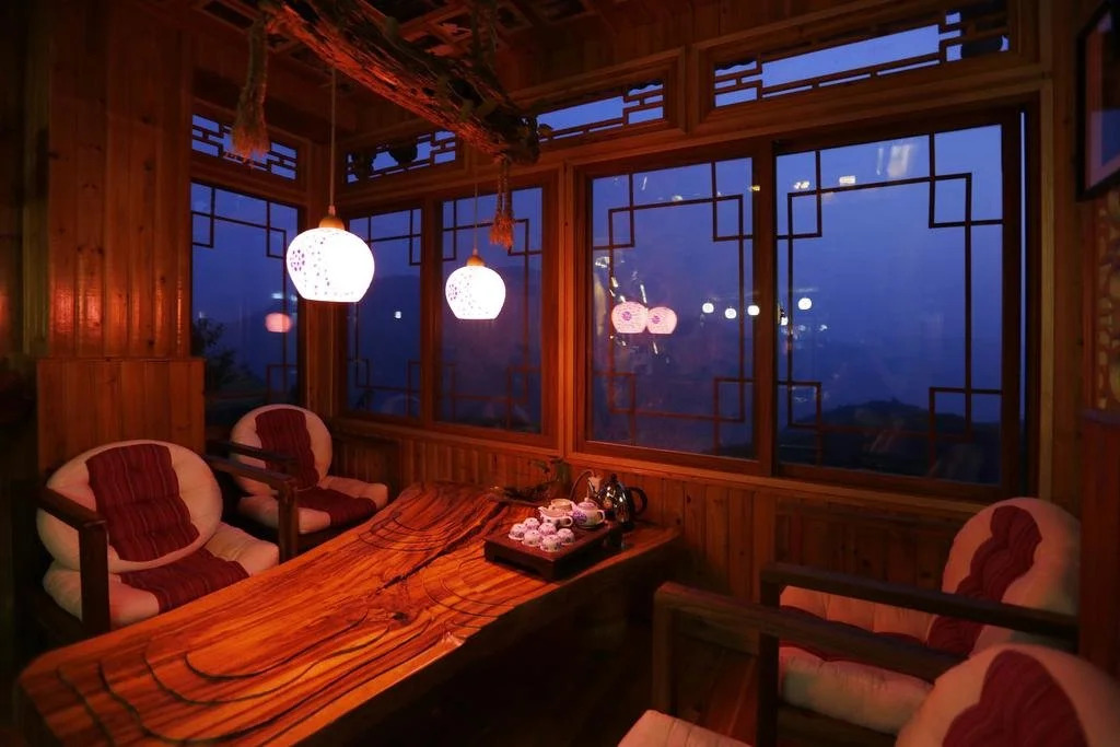 Longji One Art Hotel