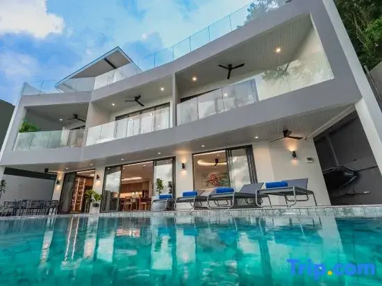Lakeside 5-BR New Pool Villa in Gated Community