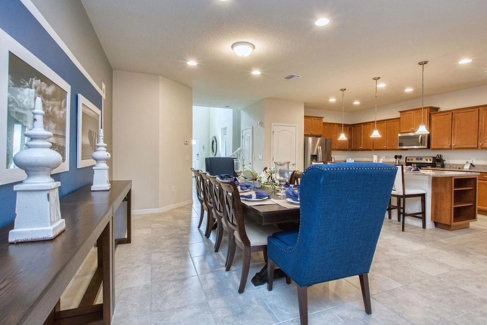 Windsor at Westside-8 Bedrooms House w/pool-3711WW