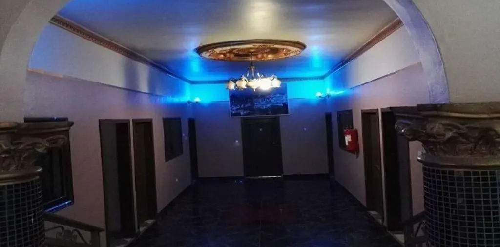 Talk Star Hotel
