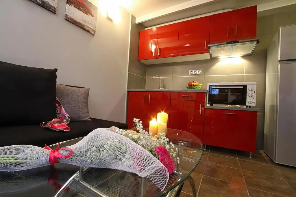 Ionia apartments