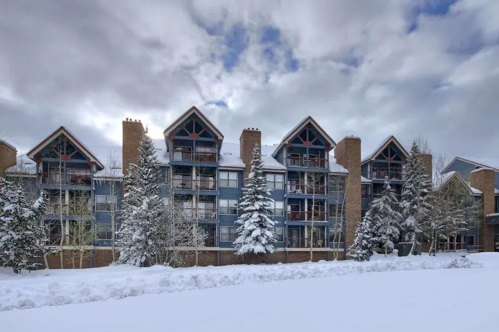 River Mtn Lodge E309