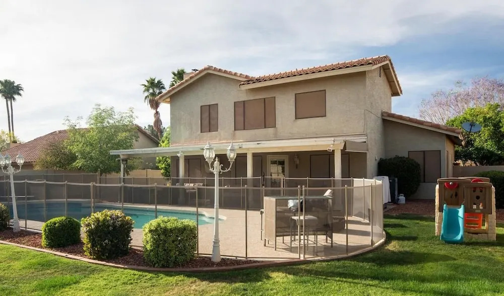 Scottsdale Serenity Pool  5Bd Sleeps 14