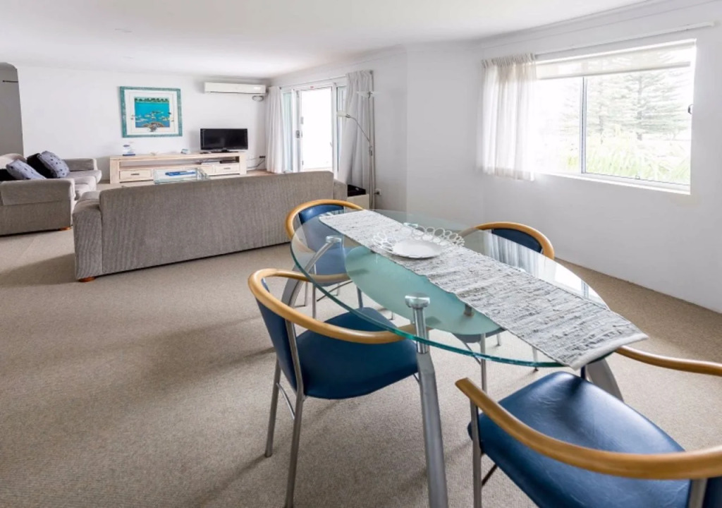 Le Beach Apartments
