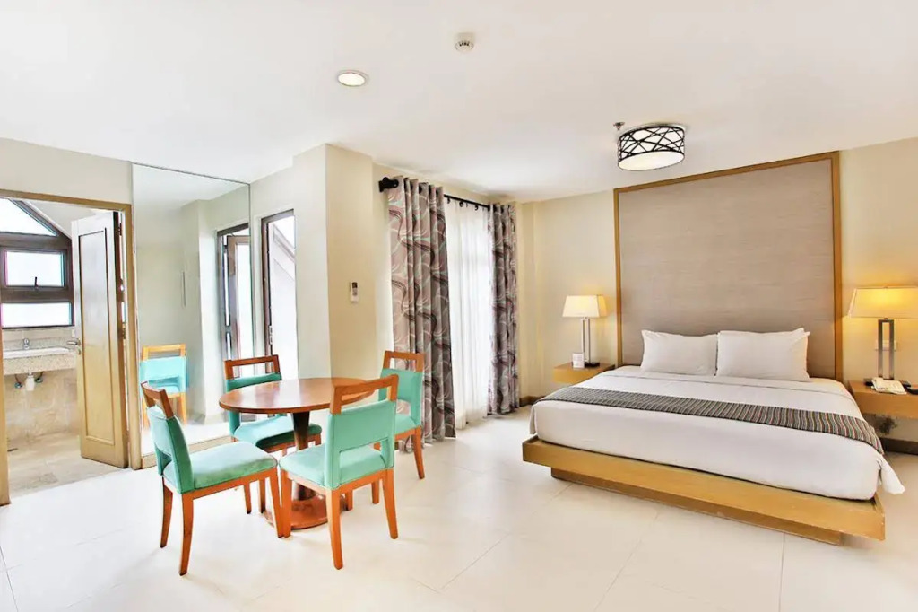Crown Regency Resort and Convention Center