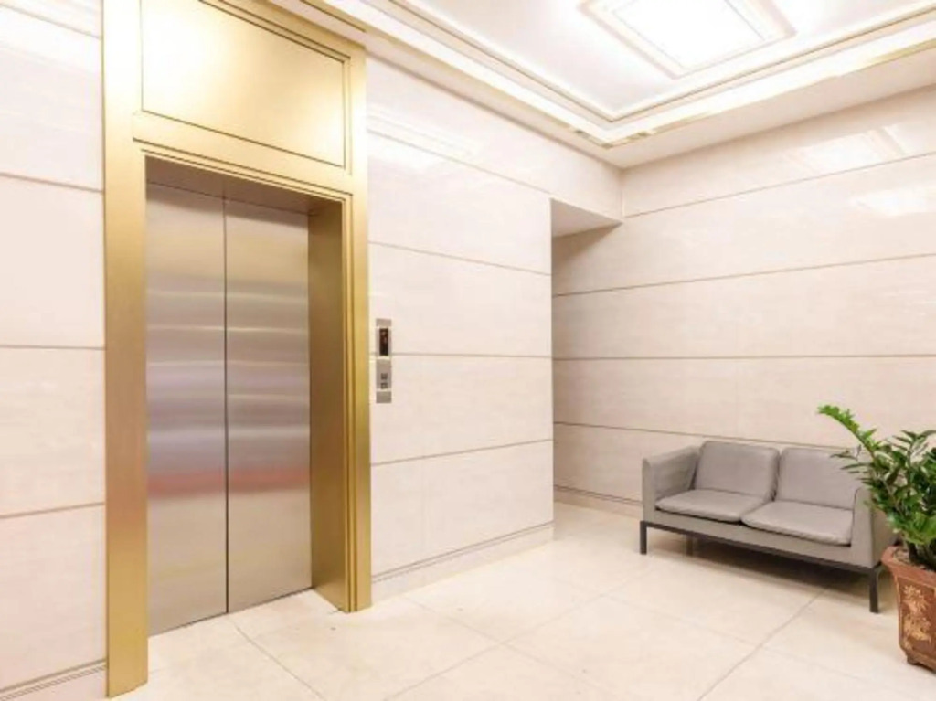 Cheng'ai Business Hotel (Provincial People's Hospital Zhonghua Square Branch)