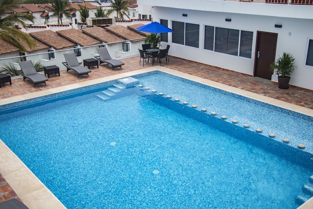 The Paramar Beachfront Boutique Hotel With Breakfast Included - Downtown Malecon