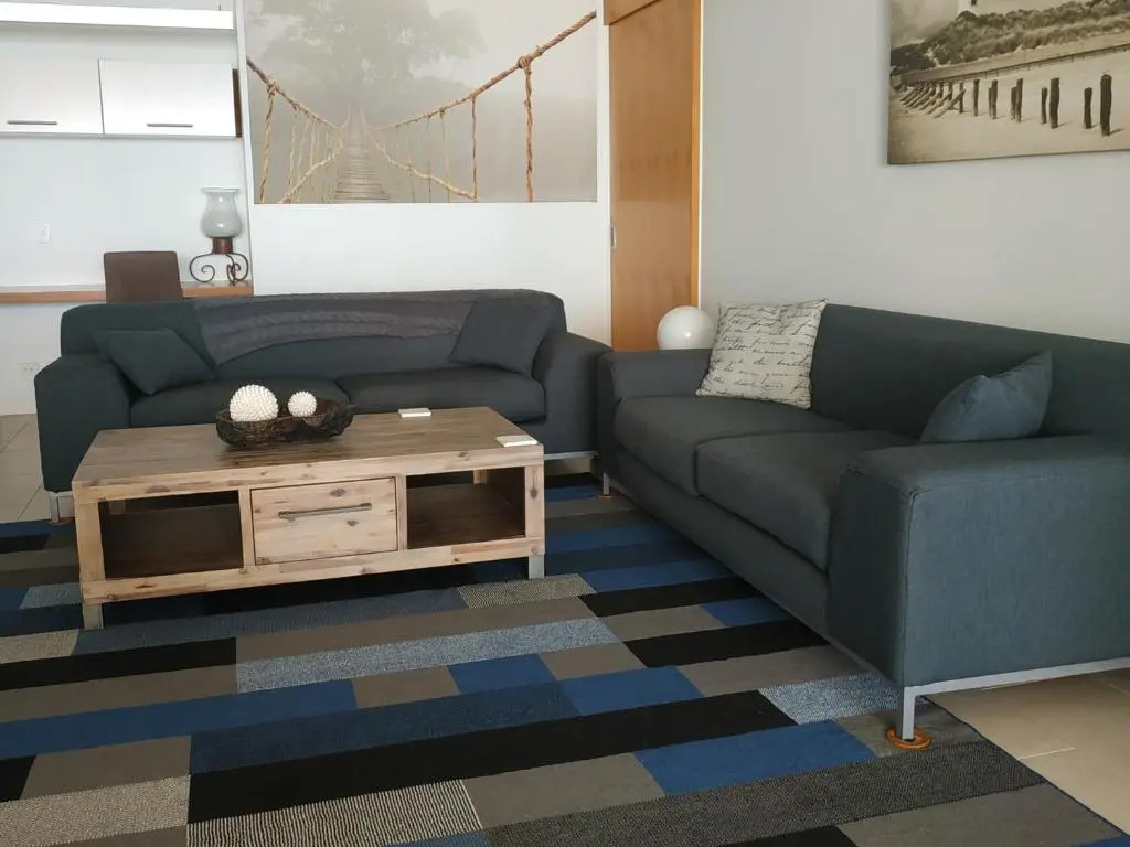 Best at Bright Point Absolute Waterfront 4 bedroom apartment