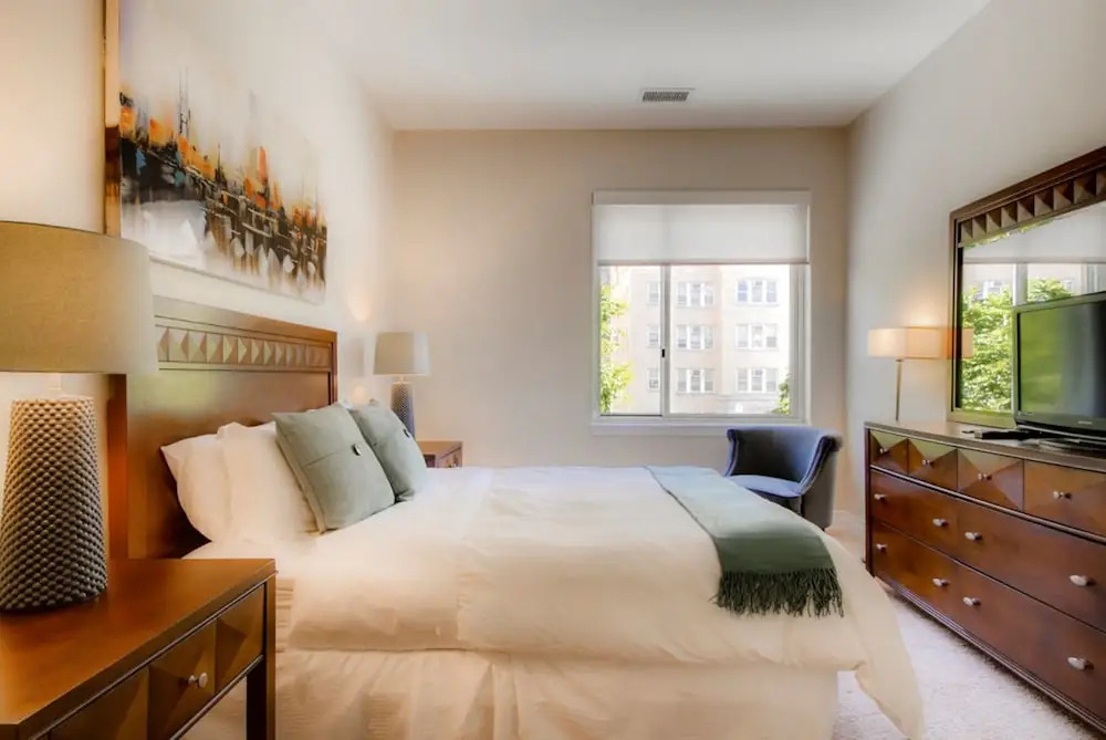 Bluebird Suites on Washington Circle