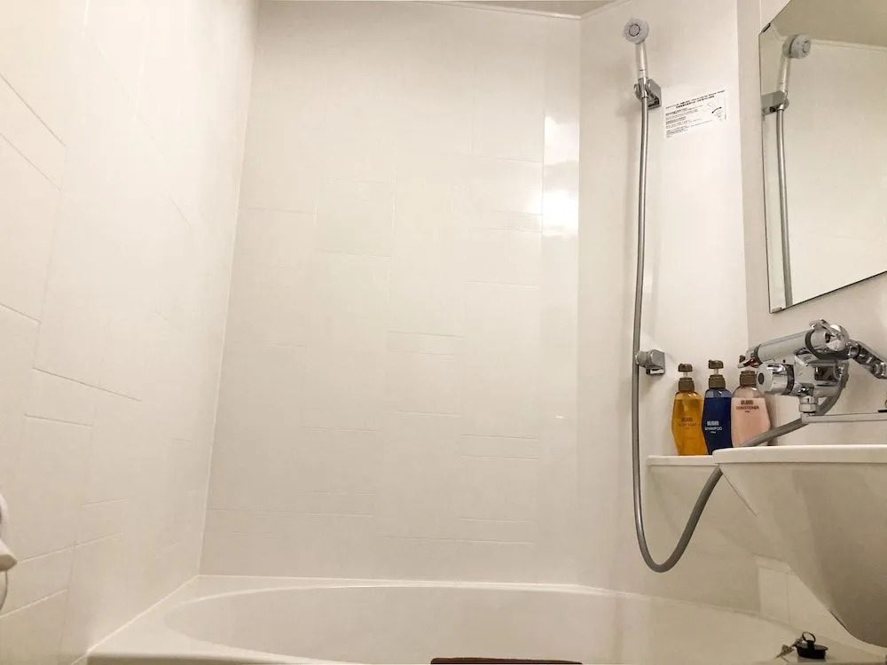 Namba Minami Crystal Hotel