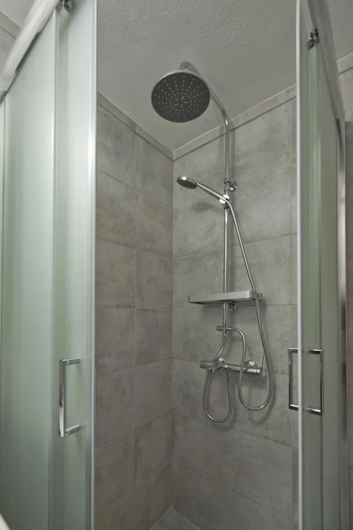 Studio Stratos With 1 Bathrooms