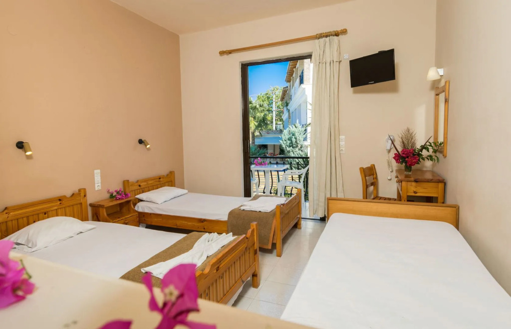 Zante Plaza Hotel & Apartments