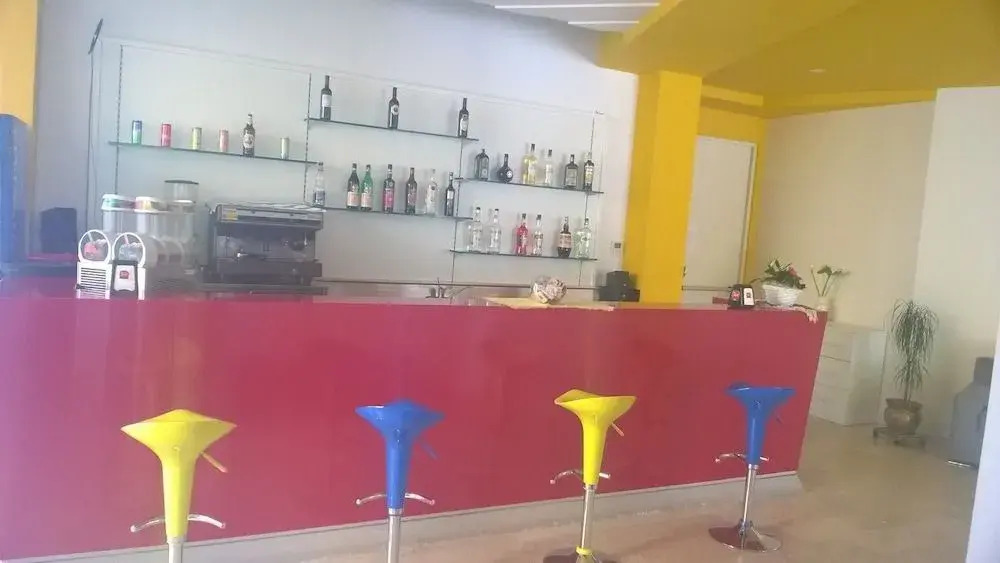 Club Hotel