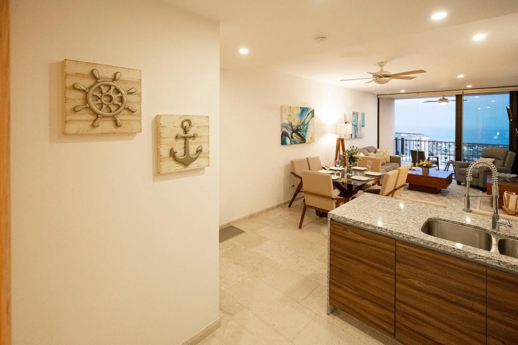 Condo Solaria G303 in Ventanas Residencial