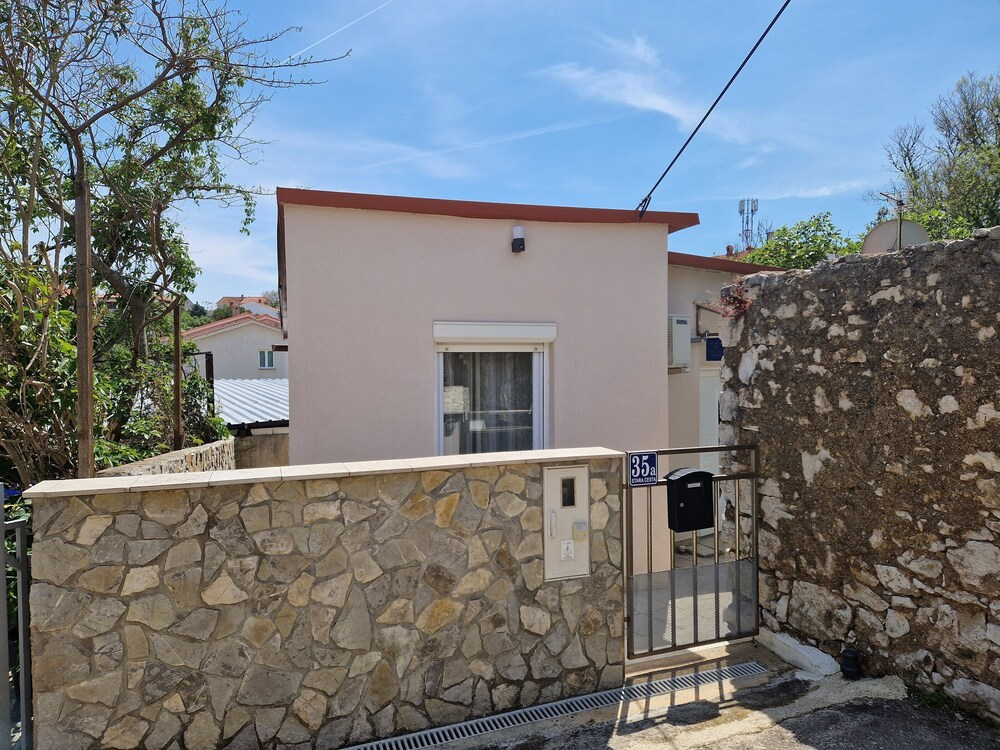House Petra 1