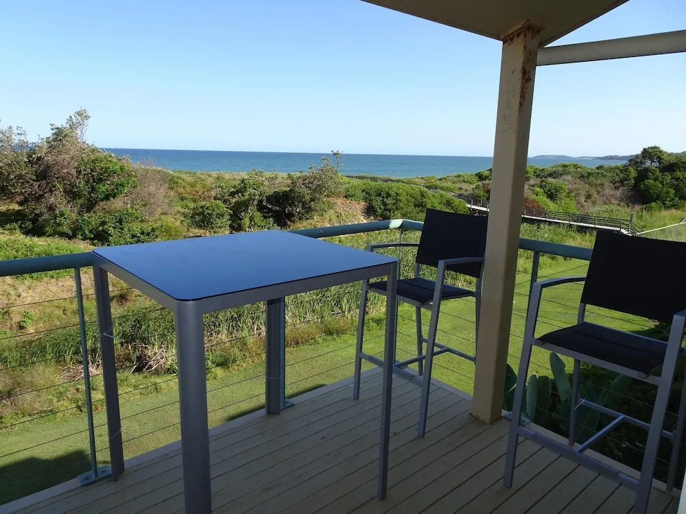 Sea Views at Aqualuna - 3 Bed Apartment