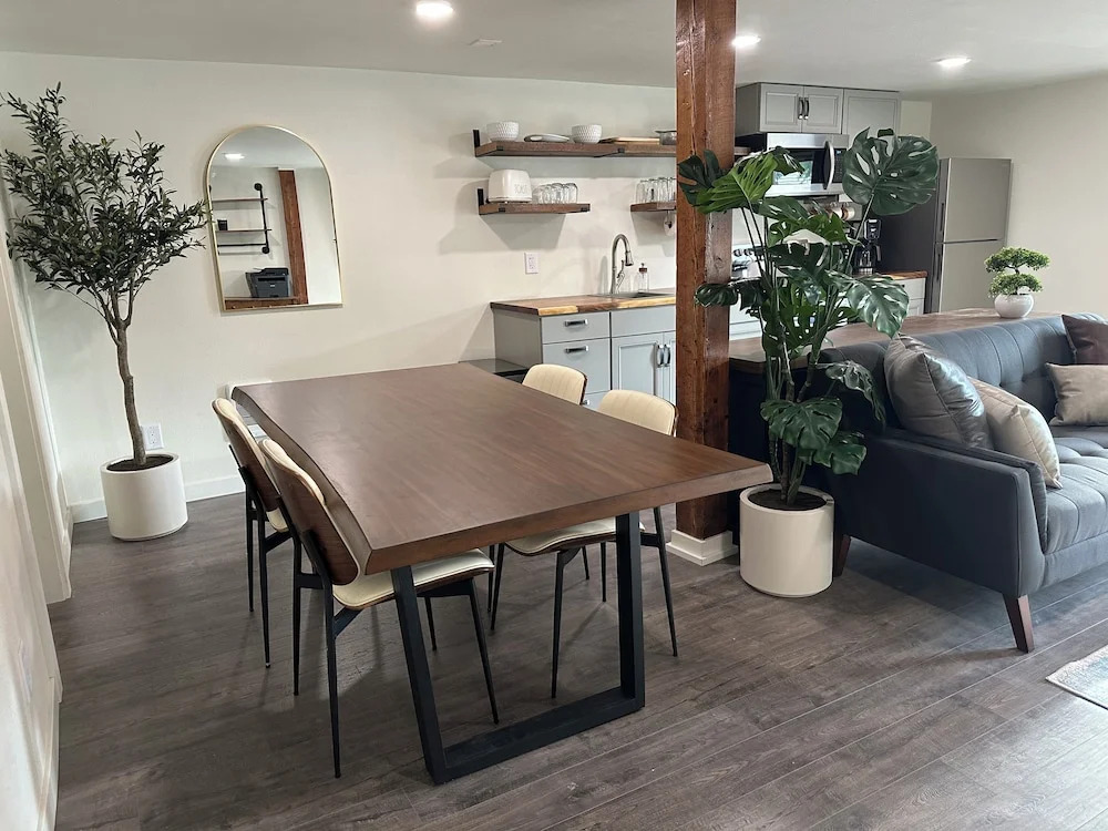 Live Work Downtown Apartment