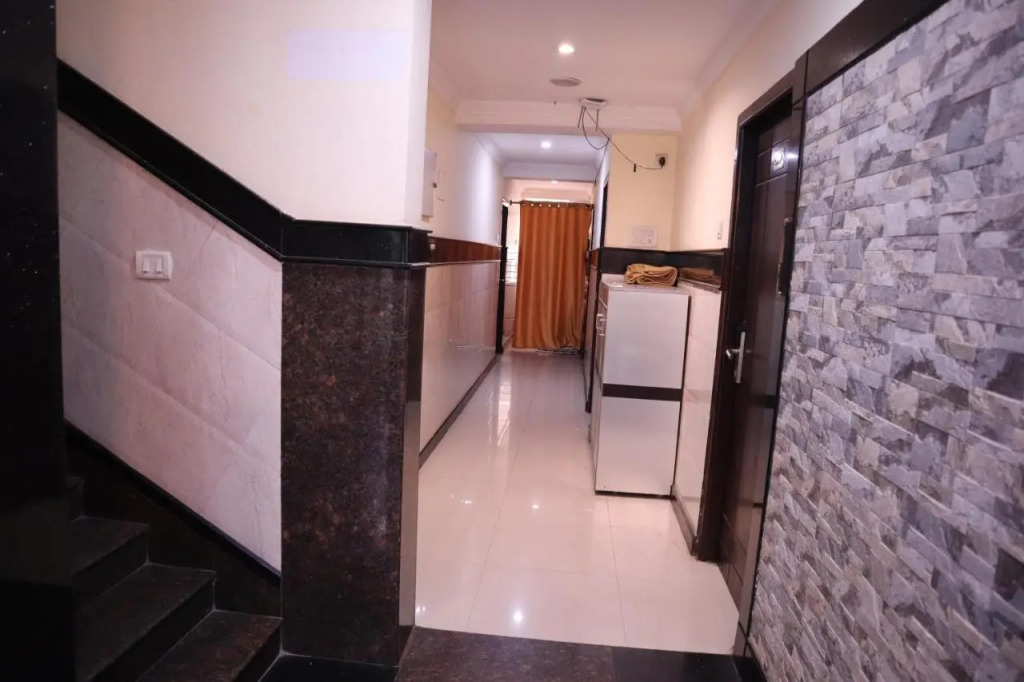 Smilestay Sairam Residency