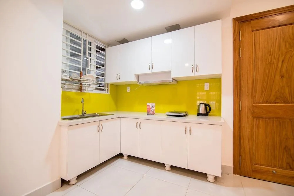 RedDoorz Plus Near Gia Dinh Park