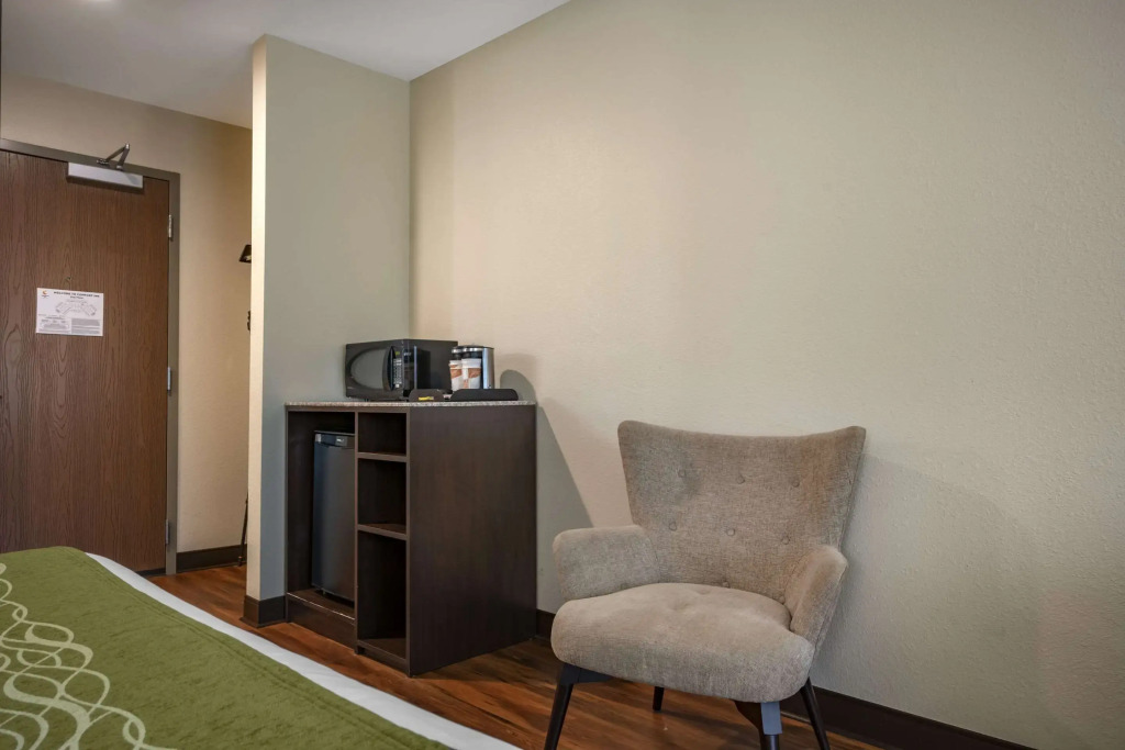 Comfort Inn Connellsville Riverview
