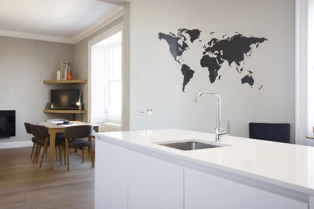 JOIVY Splendid 2-Br Apartment In New Town
