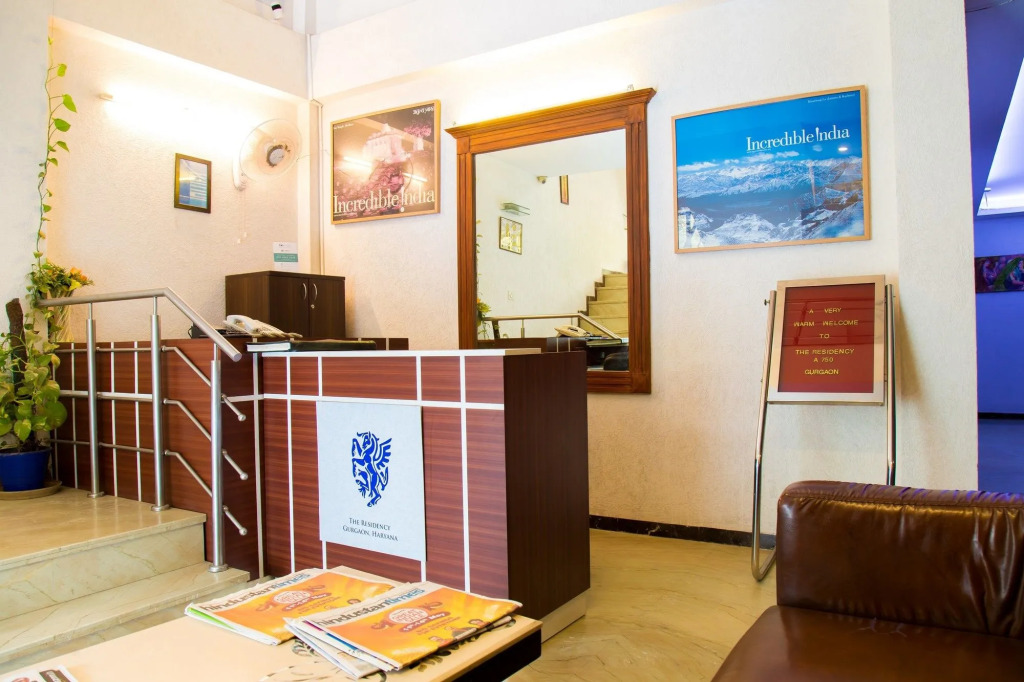 FabHotel The Mple Stays - Nr Leisure Valley Park, Iffco Chowk