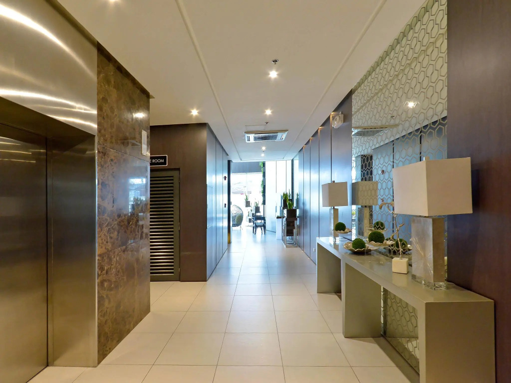 Currency Serviced Suites