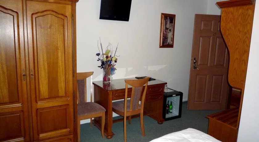 Golden Golem hotel & Spa