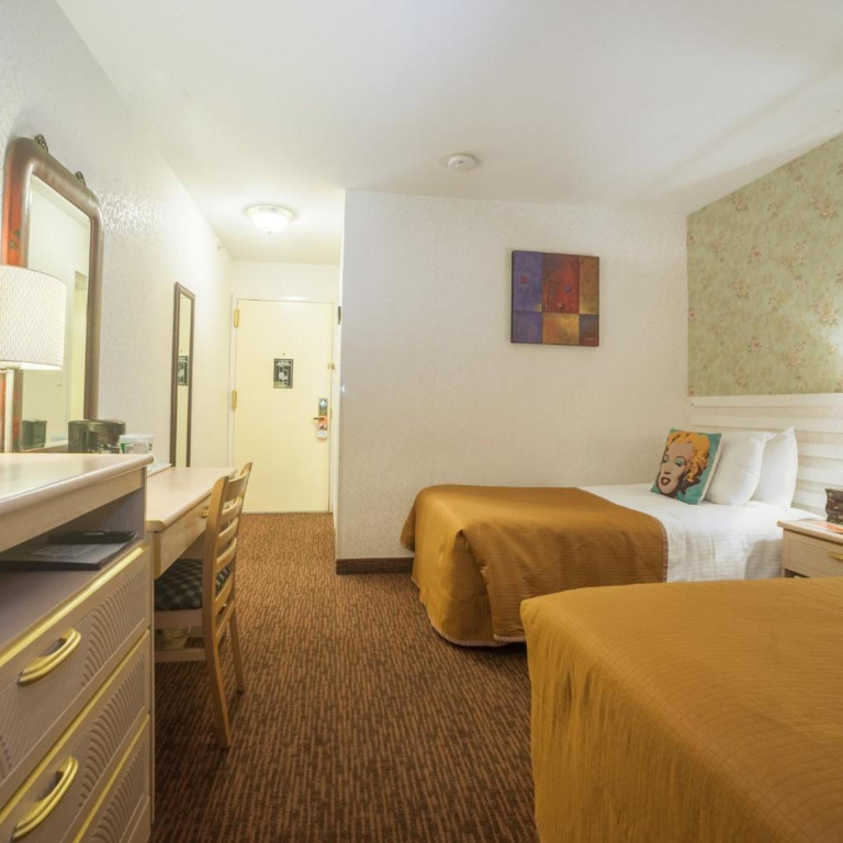 Flushing Central Hotel 88