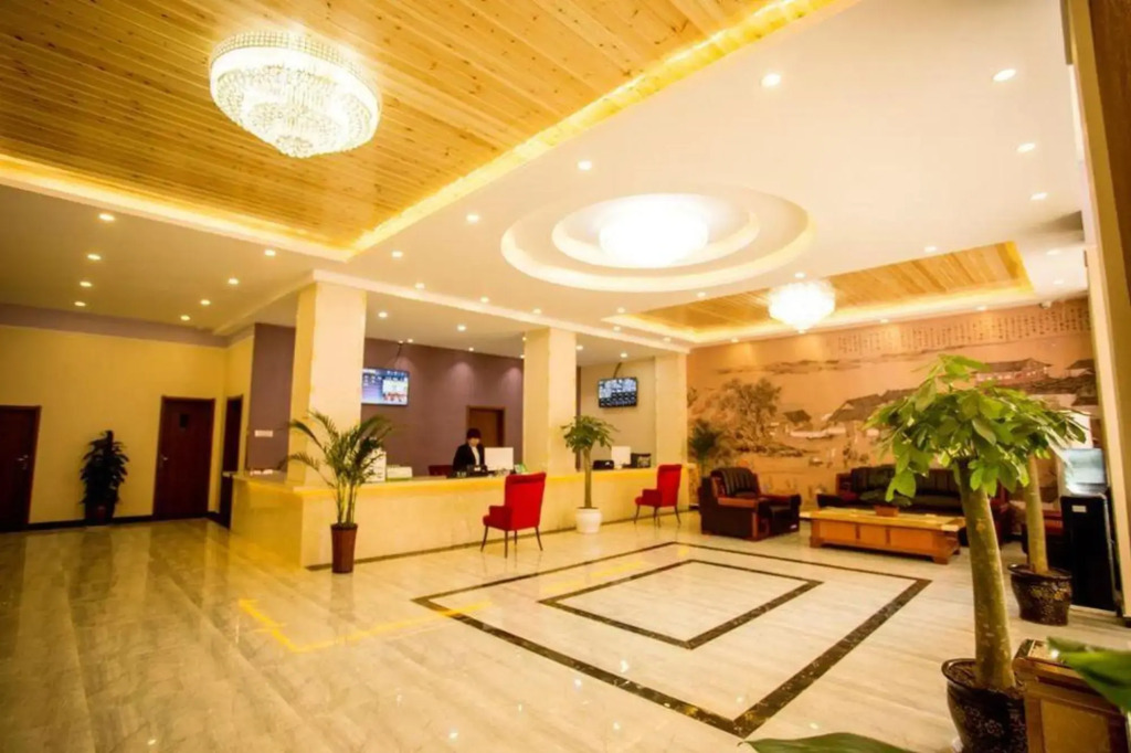 Yutu Hotel